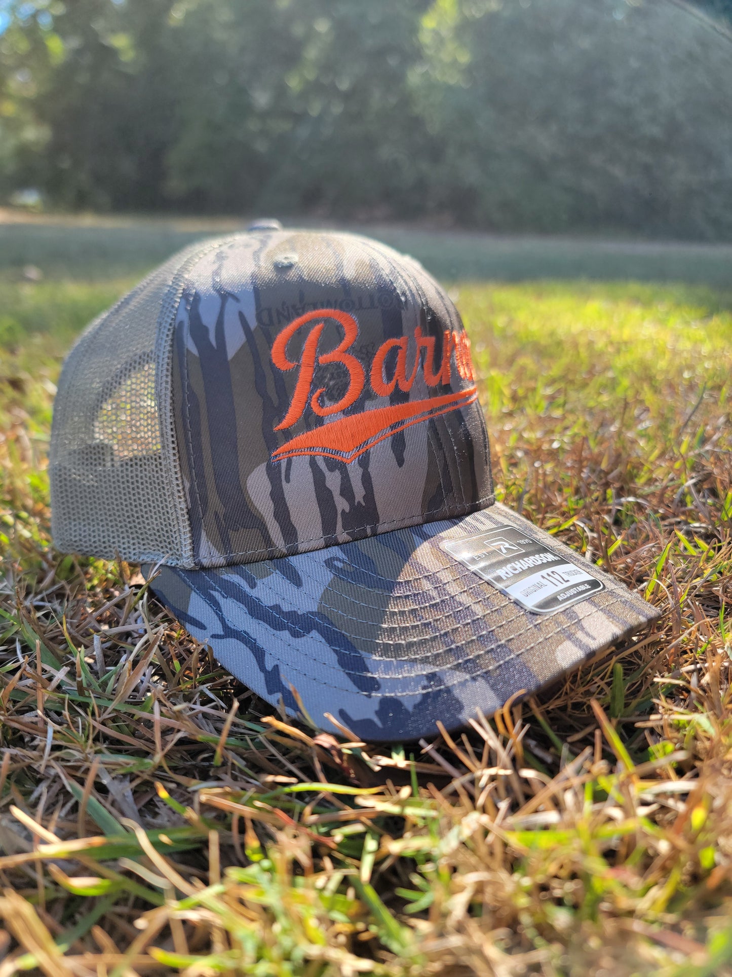 Richardson 112P Bottomlands Camo Barner script
